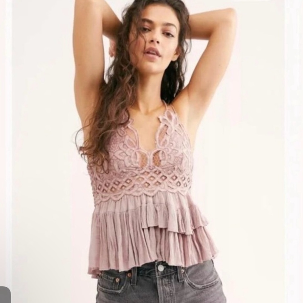 FREE PEOPLE INTIMATELY MAUVE TOP SIZE XSM. NWT